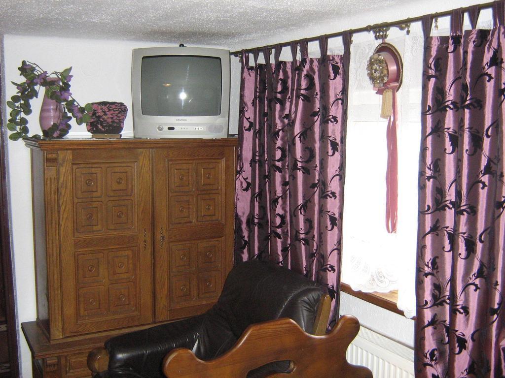 Appartement Gosciniec Podkowa à Włodawa Chambre photo