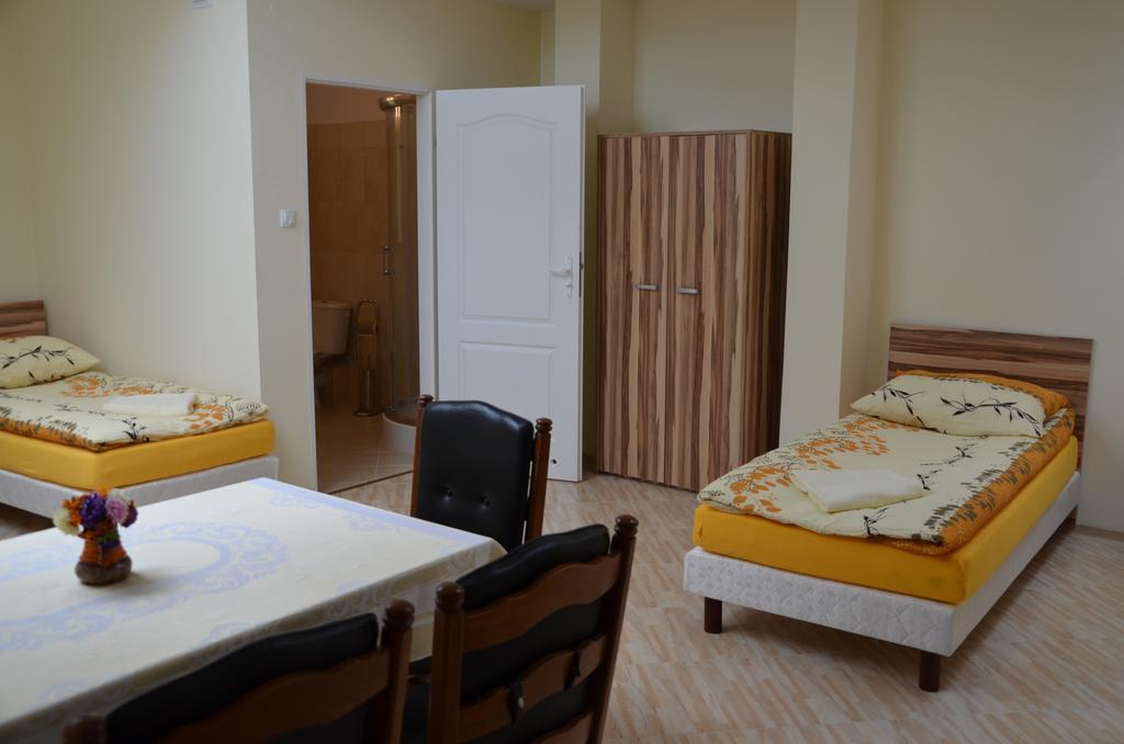 Appartement Gosciniec Podkowa à Włodawa Chambre photo