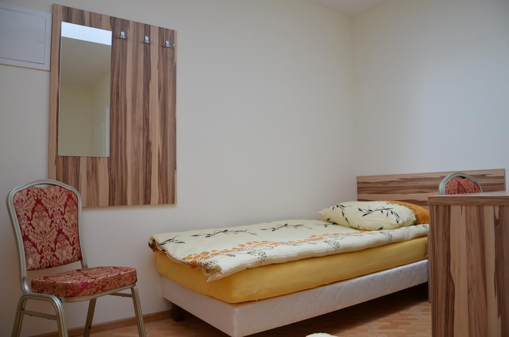 Appartement Gosciniec Podkowa à Włodawa Chambre photo