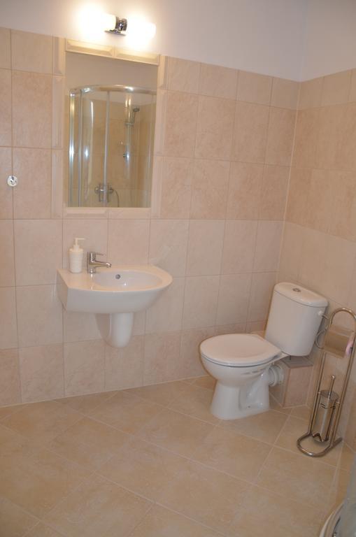 Appartement Gosciniec Podkowa à Włodawa Chambre photo